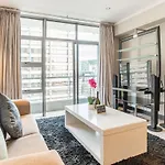 Studio Close To Cticc W Fast Wifi & Secure Parking