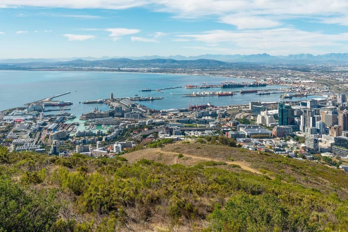 Close To Cticc W Fast Wifi & Secure Parking